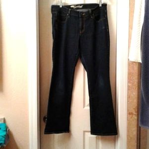 Ladies jeans size12 short.